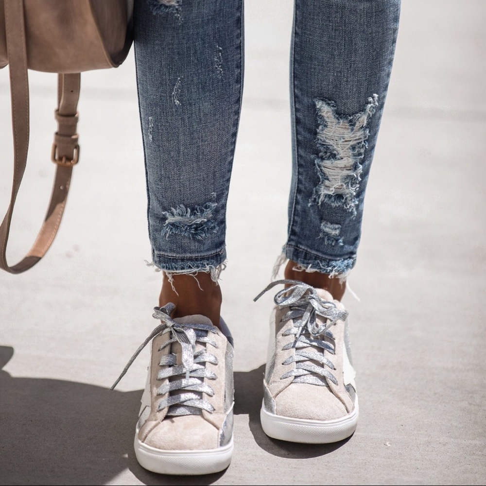 LAST‼️Stardom Metallic Sneakers - Picture 4 of 8